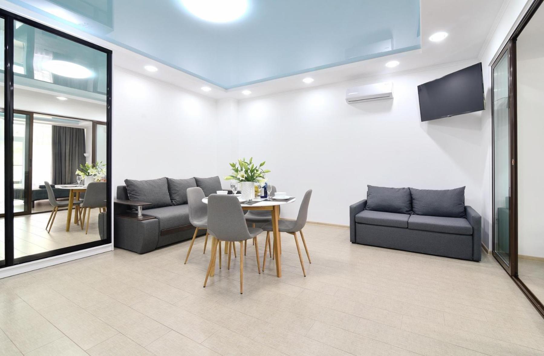 Magnit Apartments У Самого Моря Odessa Luaran gambar