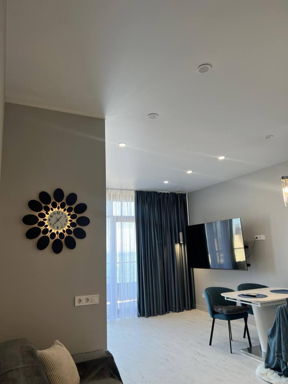 Magnit Apartments У Самого Моря Odessa Luaran gambar