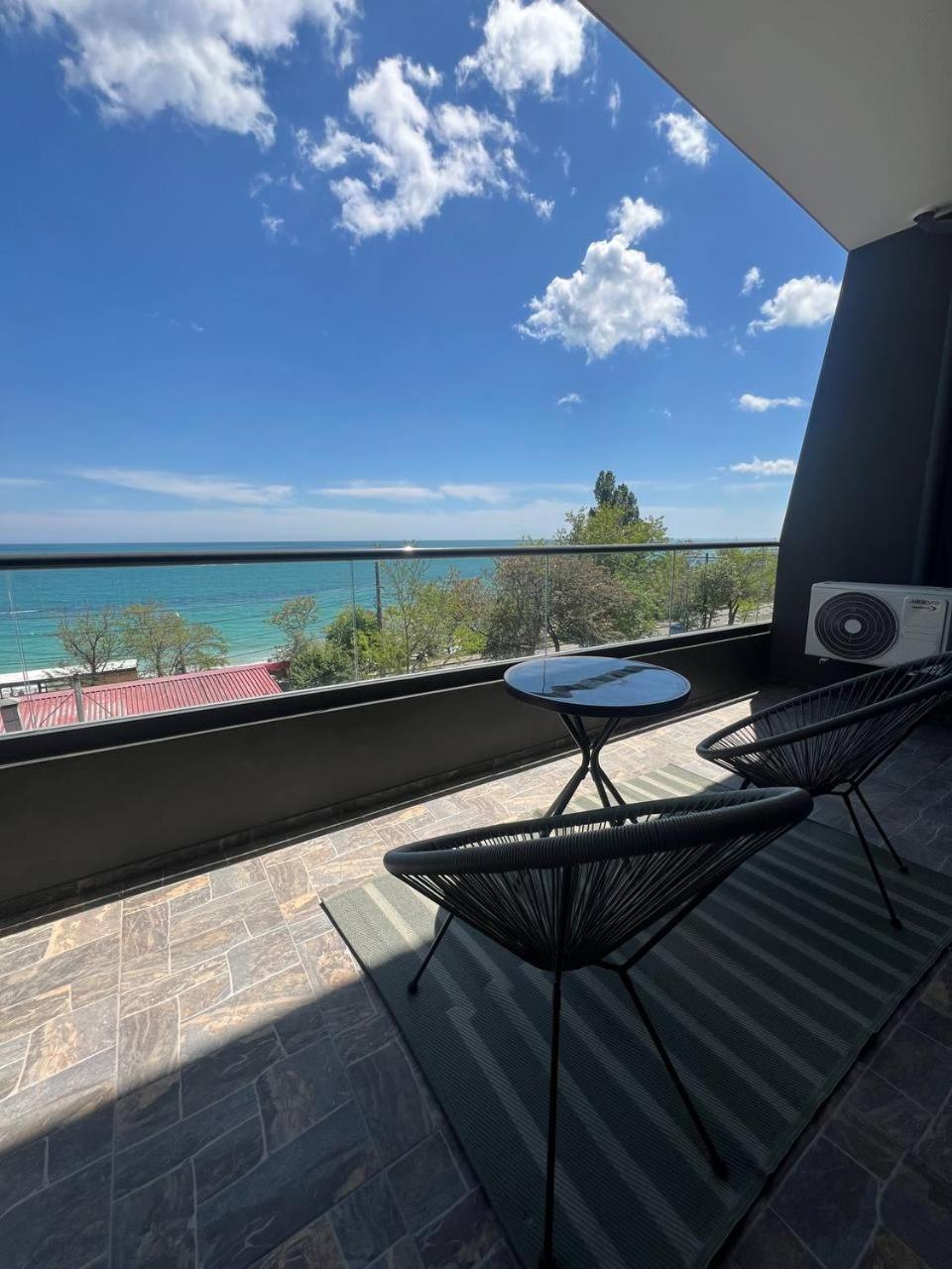 Magnit Apartments У Самого Моря Odessa Luaran gambar